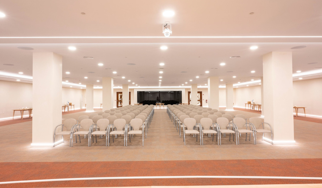 Conference room with chairs arranged in rows in Tenerife.