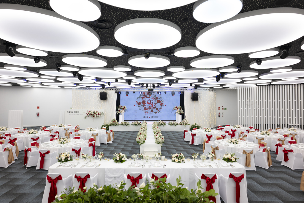 Decorated event room for weddings in Santa Cruz de Tenerife.
