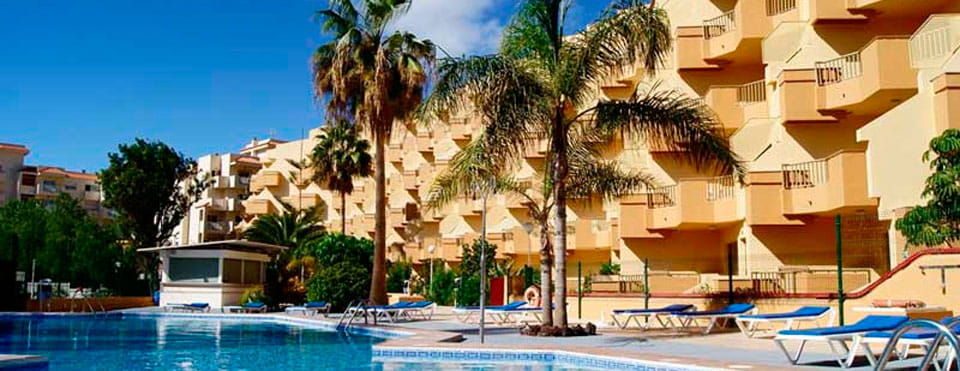 Playaolid Suites & Apartments