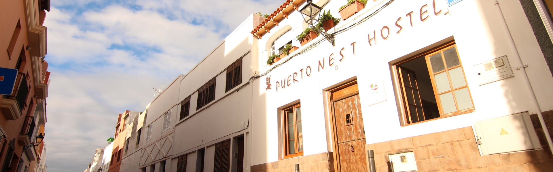 Puerto Nest Hostel