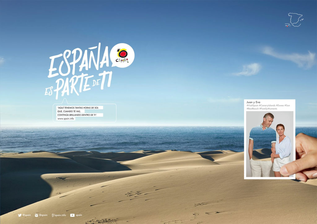 Dunes in front of the sea and Spain poster is part of you with couple in overprint.
