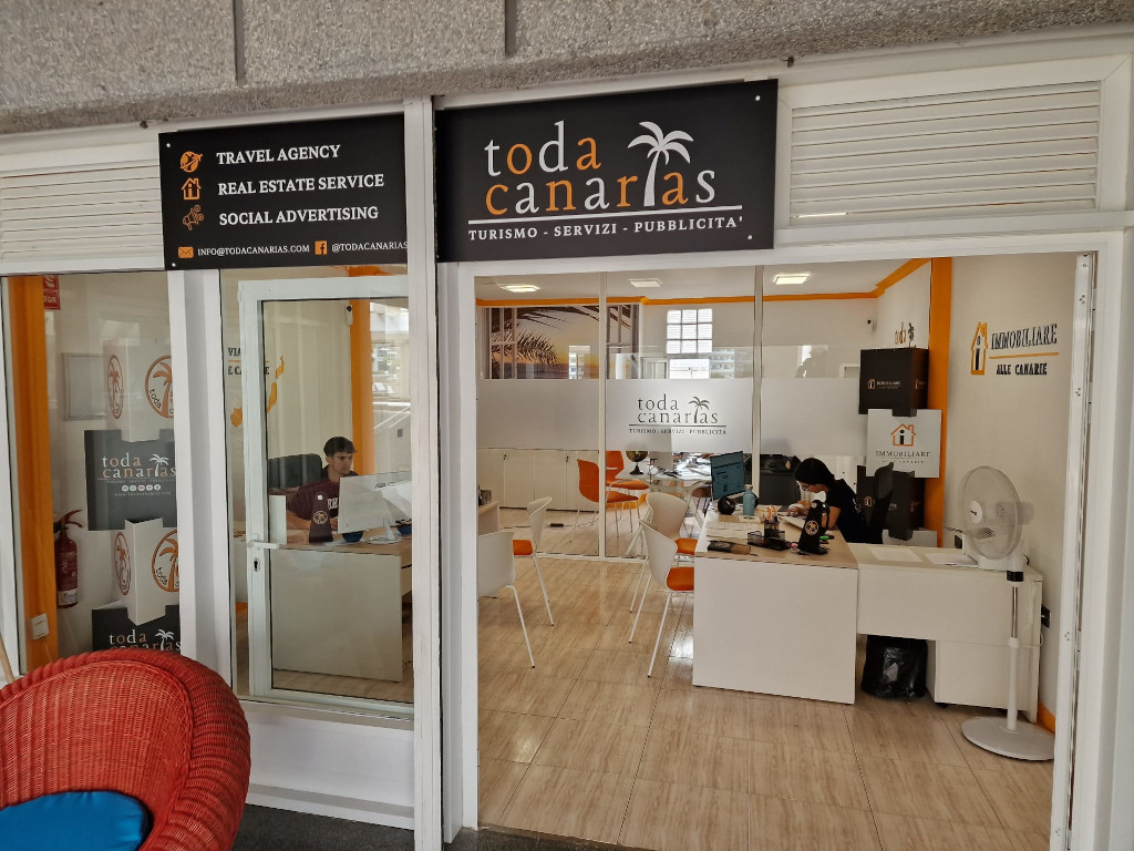 Toda Canarias agency in Tenerife offering travel, real estate and advertising services.