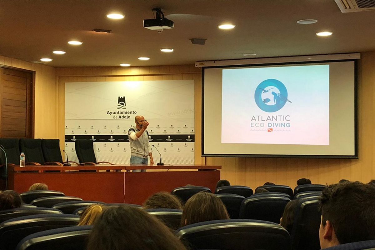 Presentation of Atlantic Eco Diving at the Adeje Town Hall.