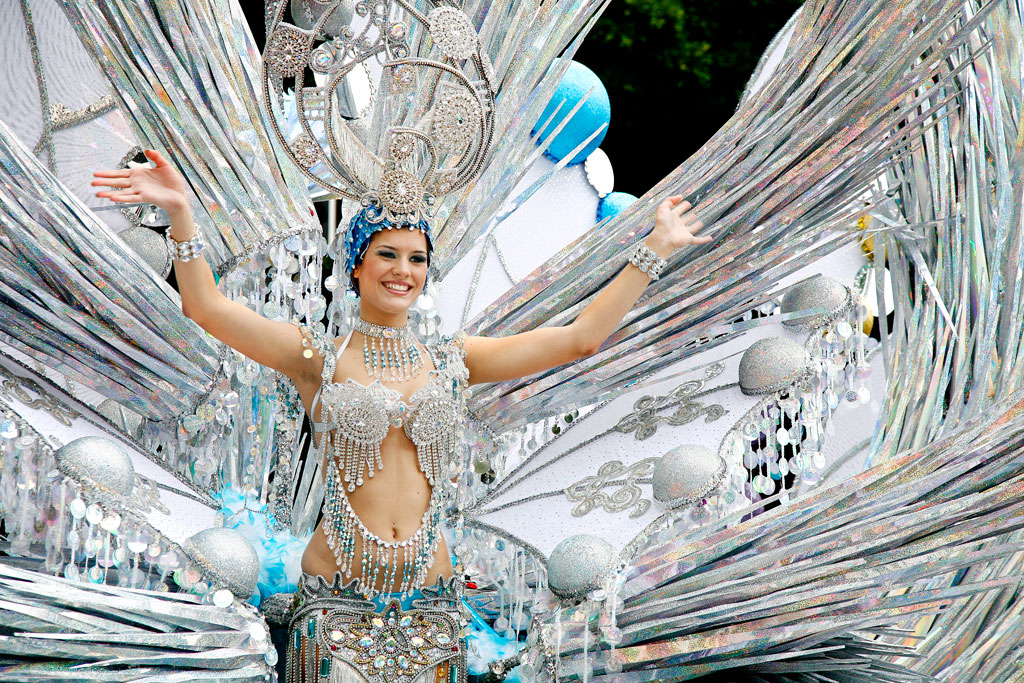 Person in fantasy costume during the Carnival of Santa Cruz de Tenerife.