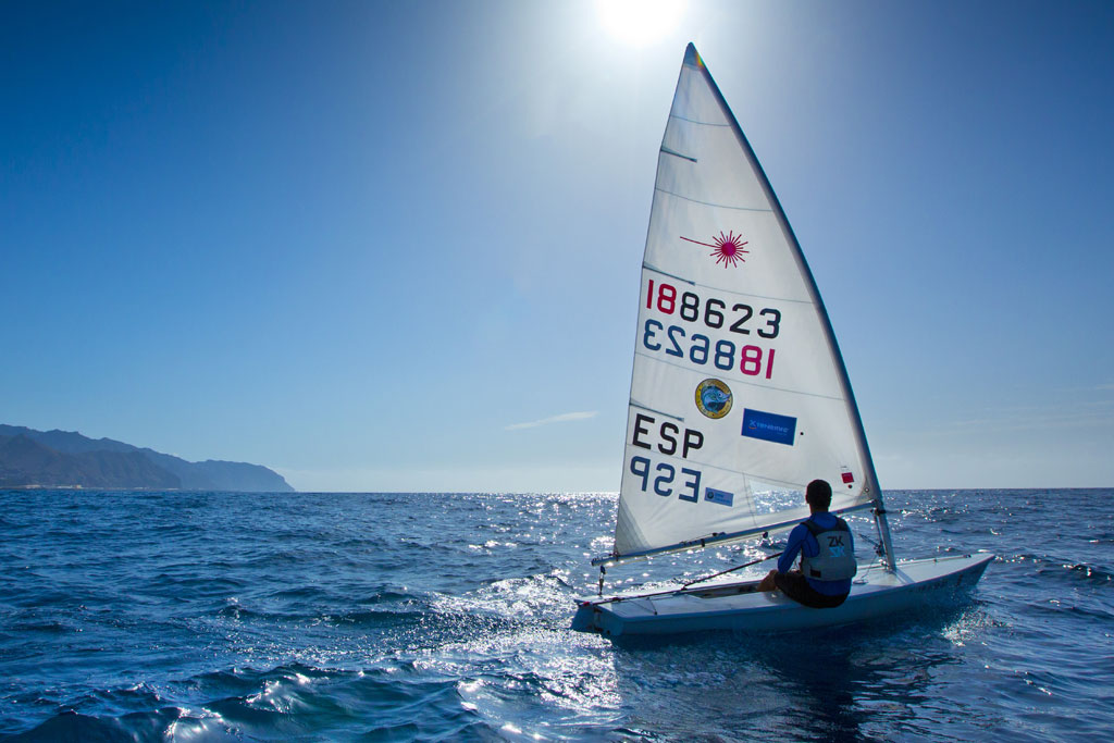 Sailing and dinghy sailing Tenerife