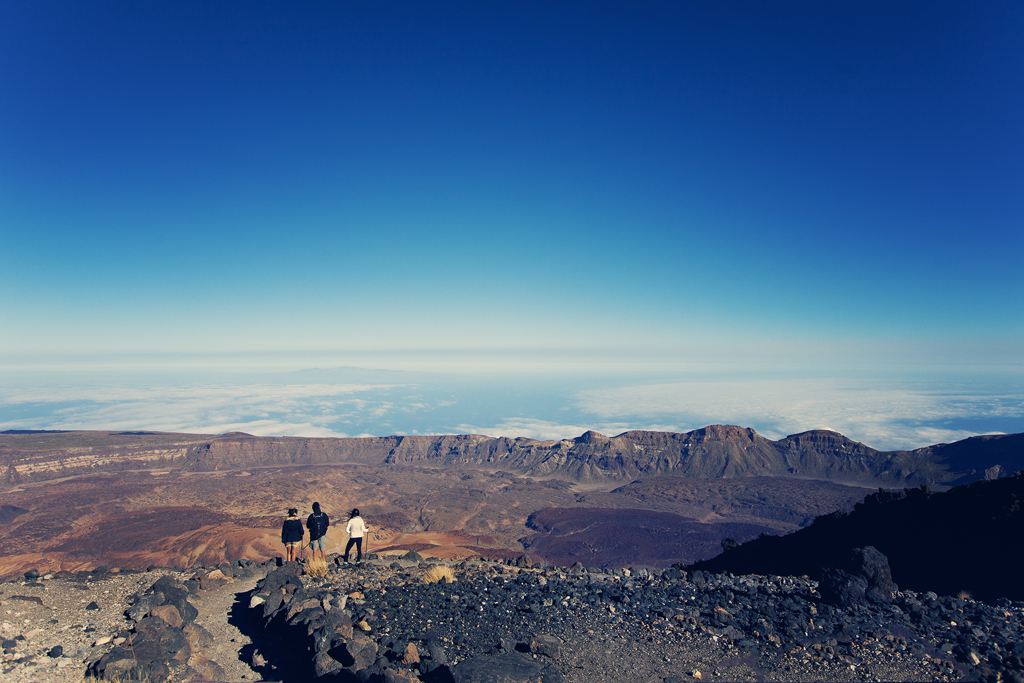 Panoramic view of the Teide National Park in Tenerife from an elevated trail.