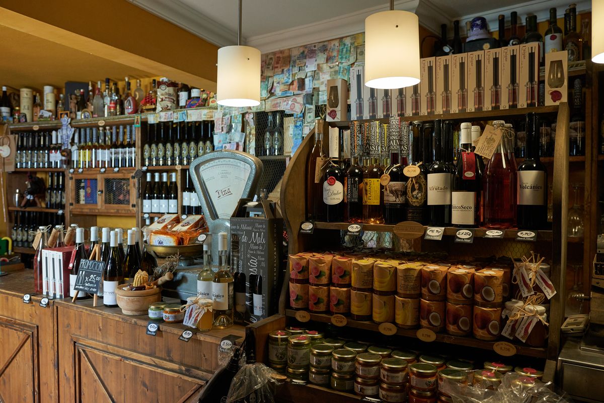 Shop with wines, spirits and local products in Garachico, Tenerife.