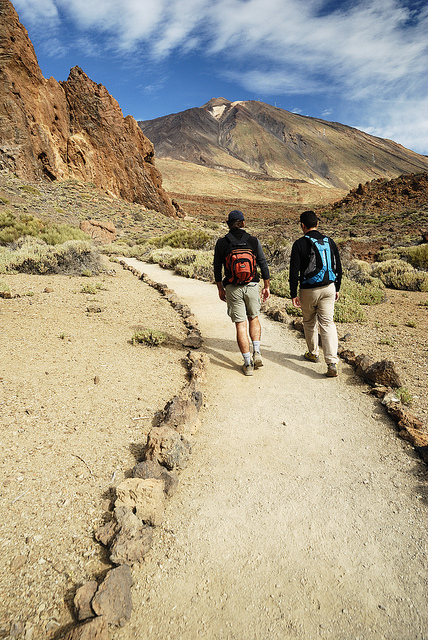 Free guided Walking routes at Teide National Park with no difficulty