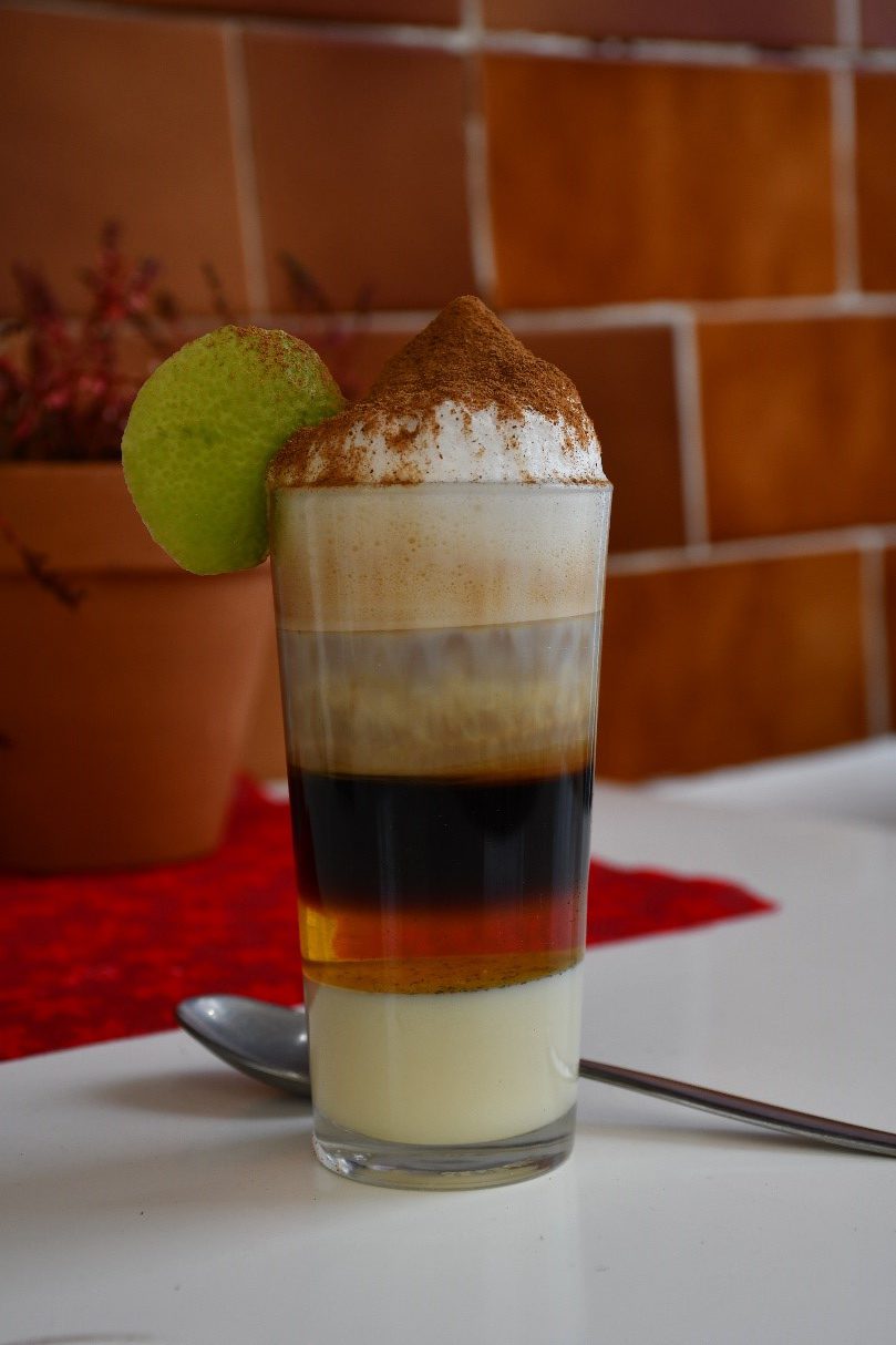 How to prepare a Barraquito coffee, Tenerife’s star drink Tenerife